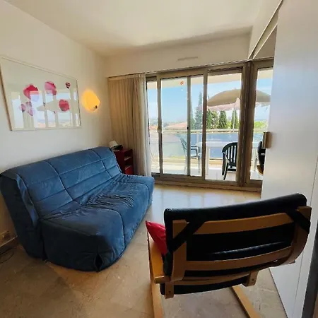 Floriana Apartment Cannes